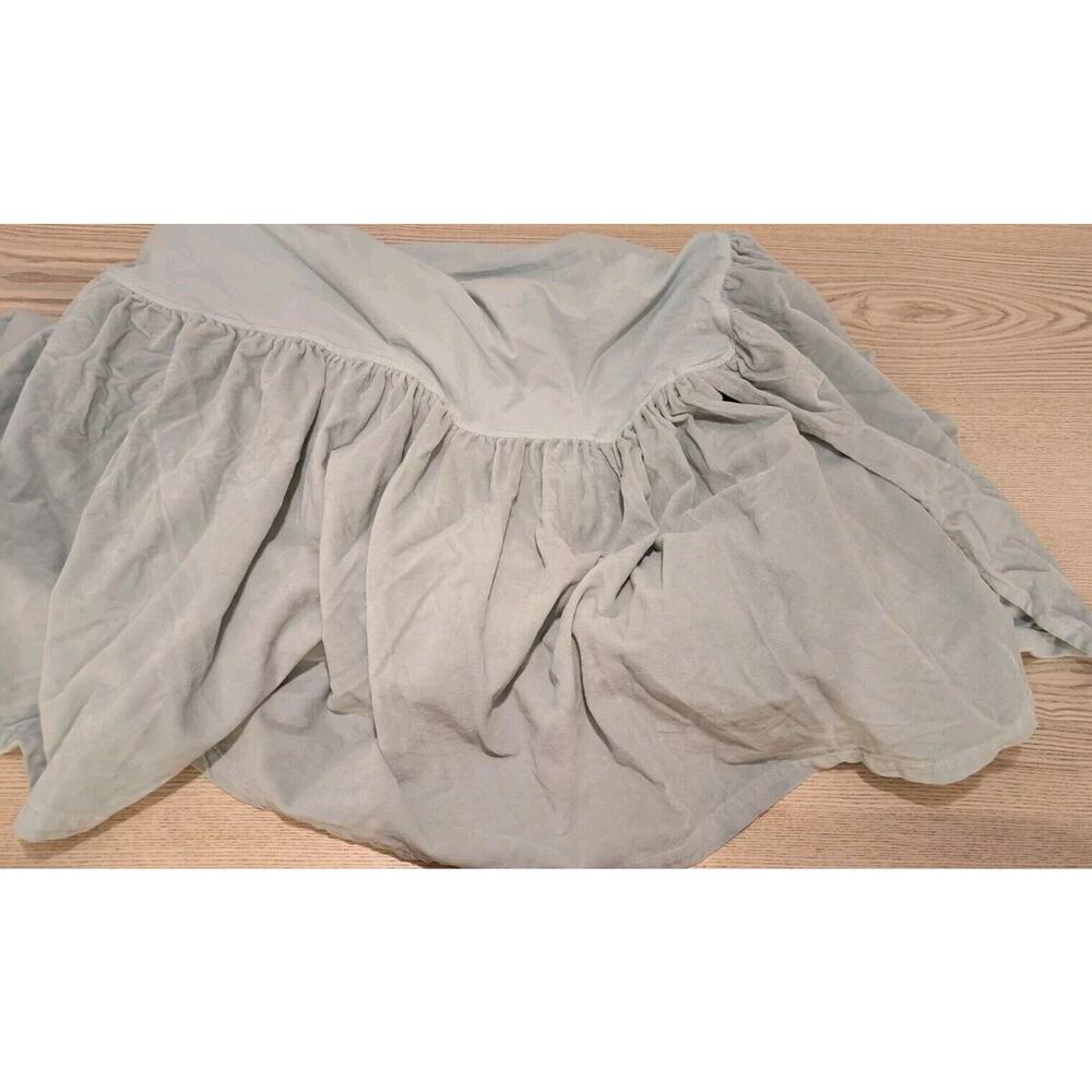 Bella Notte Helane Velvet Crib skirt‎ In Grey Cloud New With Tags